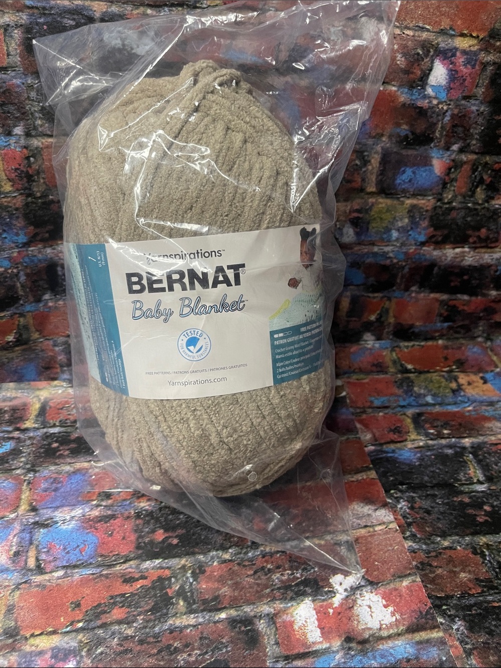 Bernat Baby Blanket Yarn - baby sand